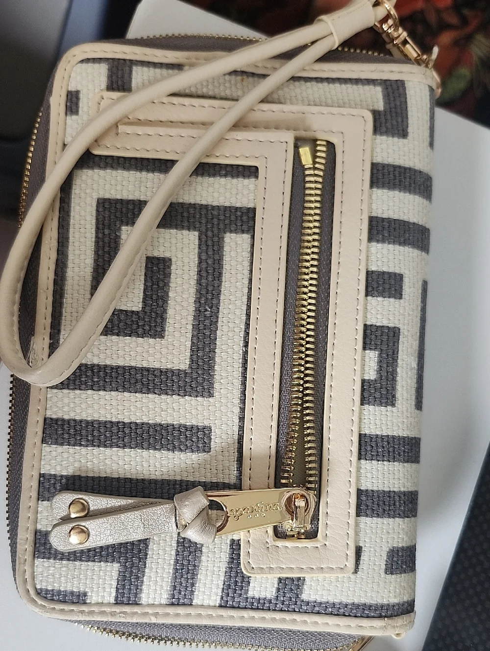 Spartina 449 De Renne Multi Phone Wallet In Dove Gray & Winter White, Leather